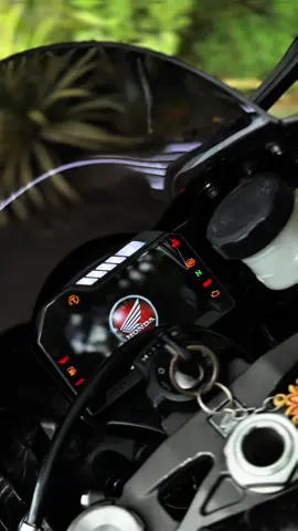Welcome to new legal toys🖤👅 CBR 1000rr 2019 fully loaded💥 #honda #cbr1000rr ##quckishift #babyface #fyp 