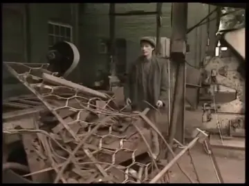 Khi hai người không ở chung một giai cấp, anh là một chiến sĩ của Hồng Quân còn cô là một tiểu thư giàu có giai cấp Tư Sản #sovietunion #vietnam #thepdatoitheday #phimtrungquoc #phimhay 