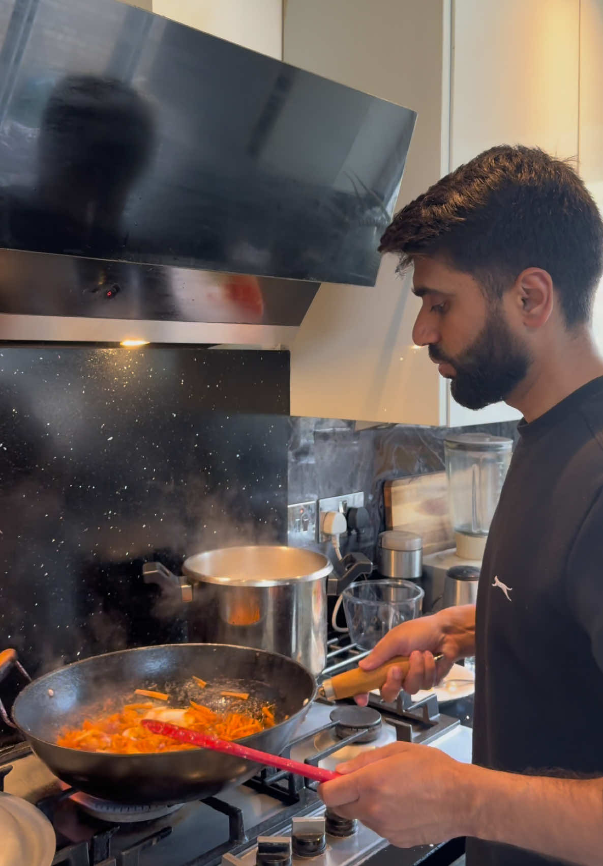 Chicken macaroni  . .. #chickenmacaroni #foryou #foryoupage #ahmedhabibcooking #tiktokuk 