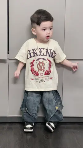 Quần cưng xỉu cho bé trai nè 😍#viralvideo #xuhuongtiktok #quanaobetraihanquoc 