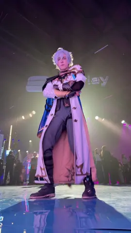 Мой наплечник упал #phainon 