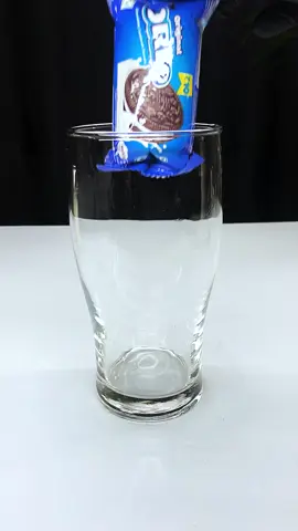 Oreo milkshake  #food #foodtiktok #asmrfood 