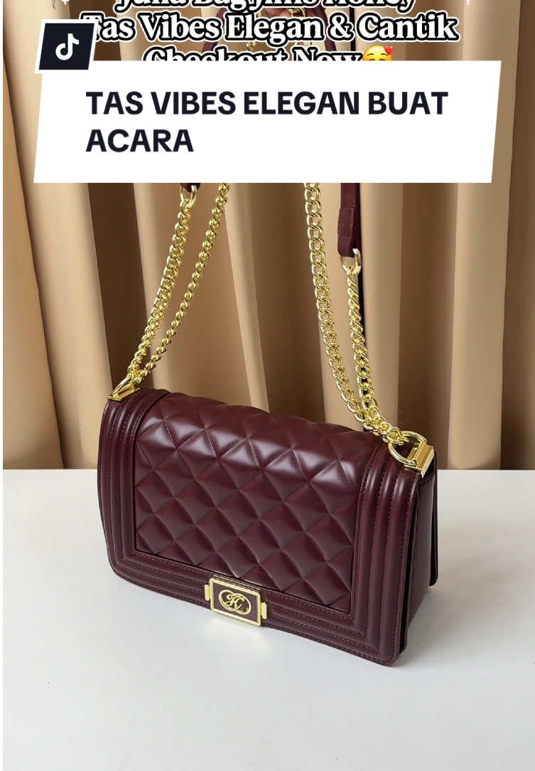 Tas ini vibesnya elegan & mewah banget sih! Julia Bag Jims Honey❤️ #juliabagjimshoney #Jimshoneypusatmakassar #PromoGuncang1111 #GajianSale -abl