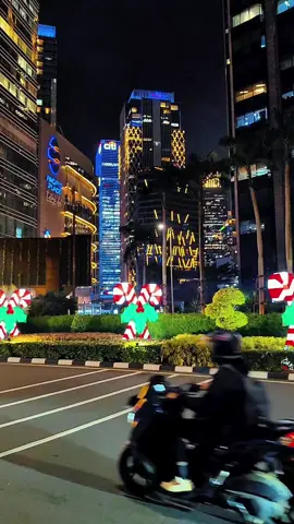 selamat malam.. tidurnya yg nyenyak semoga besok fresh&di lancarkan semua🤲 vibes malam di SCBD.. #citylightvibes #citylightsjakarta #cityview #foryoupage #fyp 