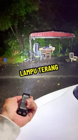 Lampu suluh ada emergency solar charging #lampusuluh #torchlight 