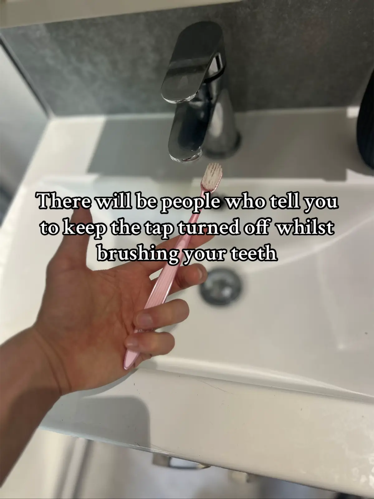 Please keep the tap off while brushing your teeth 🪥💧 It’s a simple habit that saves water every single day. Little changes make a big difference – and if you’re on a meter, you’ll save money too! 💸 #savewater #everydropcounts #watersaving #Sustainability