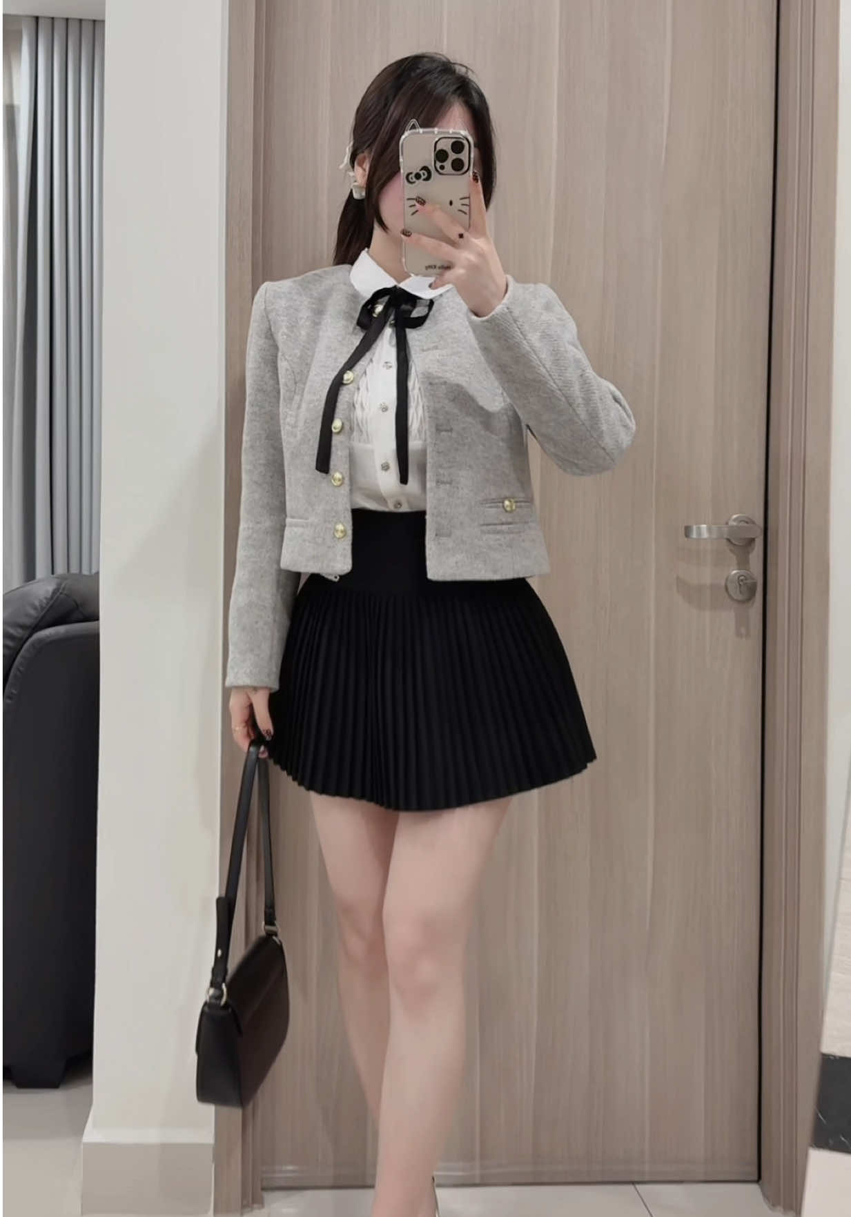 Outfit đi làm vào ngày thu se lạnh 🙊✨ #h2oclothing #calie #fitcheck #aokhoacda #aodanu 