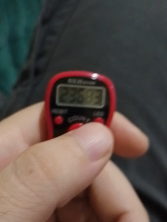 أكثر من الإستغفار وانت موقن بإستجابة الدعاء والمغفرة. فقد وعد الله المستغفرين بالبشائر، لذلك كن على ثقة ان الله يستجيب ولو بعد حين ولو تأخرت الثمار اصبر وزد ثبات ويقين ولا تدع مجالا لوساوس الشيطان ان تلهيك وتجعلك تترك الاستغفار وذكر الله #الرزق #استغفرالله_واتوب_اليه_من_كل_ذنب_عظيم #استغفر_الله #فضل_الاستغفار #الاستغفار 