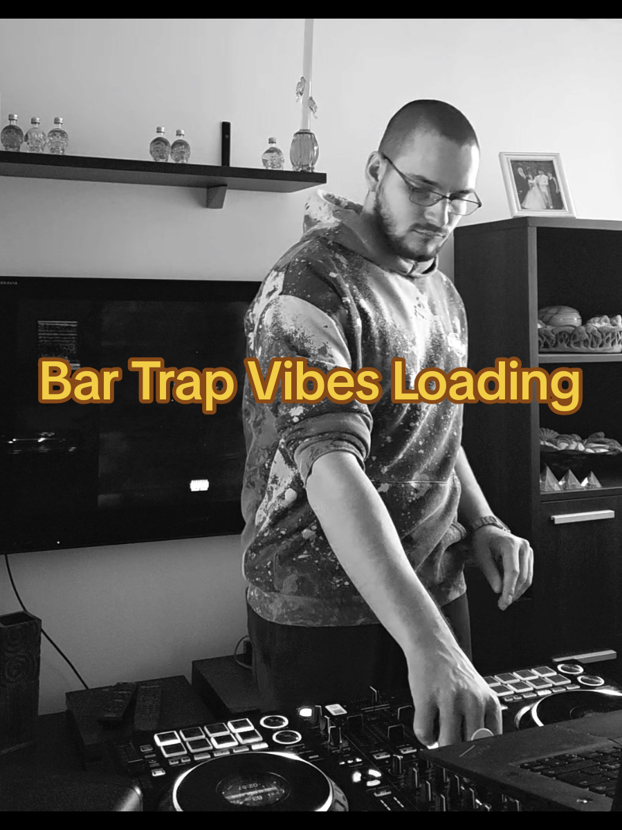 Imagine the high vibes in a bar headbopping to this selection 😮‍💨😮‍💨, soon to be a reality 🤭 #dj #barvibes #high #trap 