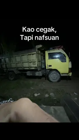 Rawan boh ke dah nafsu nia 🤣@All mo93 @Emo Pratama @Amro Com #fypageシ 