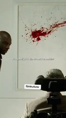 Bir adamın resmin üstünde burnu kanamış | The Intouchables (2011) #movie #keşfet #film #beğen #paylaş 