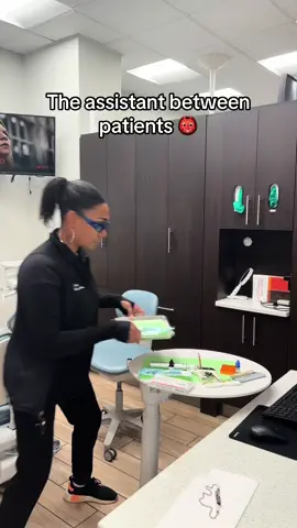 👹👹👹👹👹 vs ☺️☺️☺️☺️☺️  #fypシ #dentalofficehumor #doctor #dentistsoftiktok #healthcare 