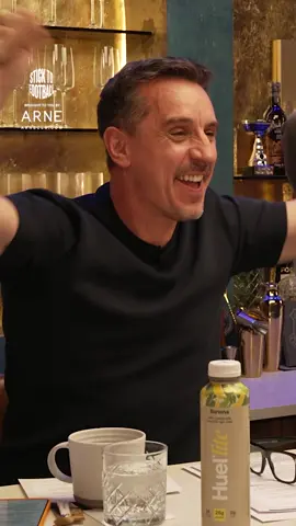 A moment that will go down in Stick to Football history. 👑 Instant. Classic. 🔥 #ashleycole #roykeane #funny #viral #theoverlap