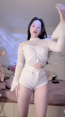 Đăng giờ này ít ai thấy😁#xuhuong #xuhuongtiktok #treanding #nhảytrendmớinhất #dance 