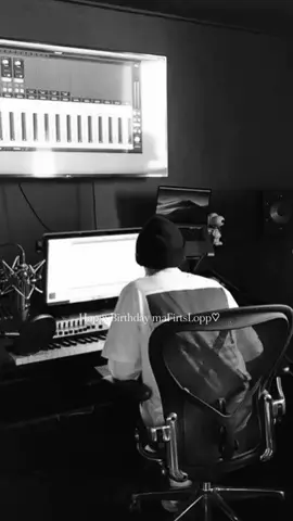 HippiBirthdiy Bebe♡~⁠♪ Vol.1  #chanyeol #chanyeolexo #chanyeolday #parkchanyeol #exo 