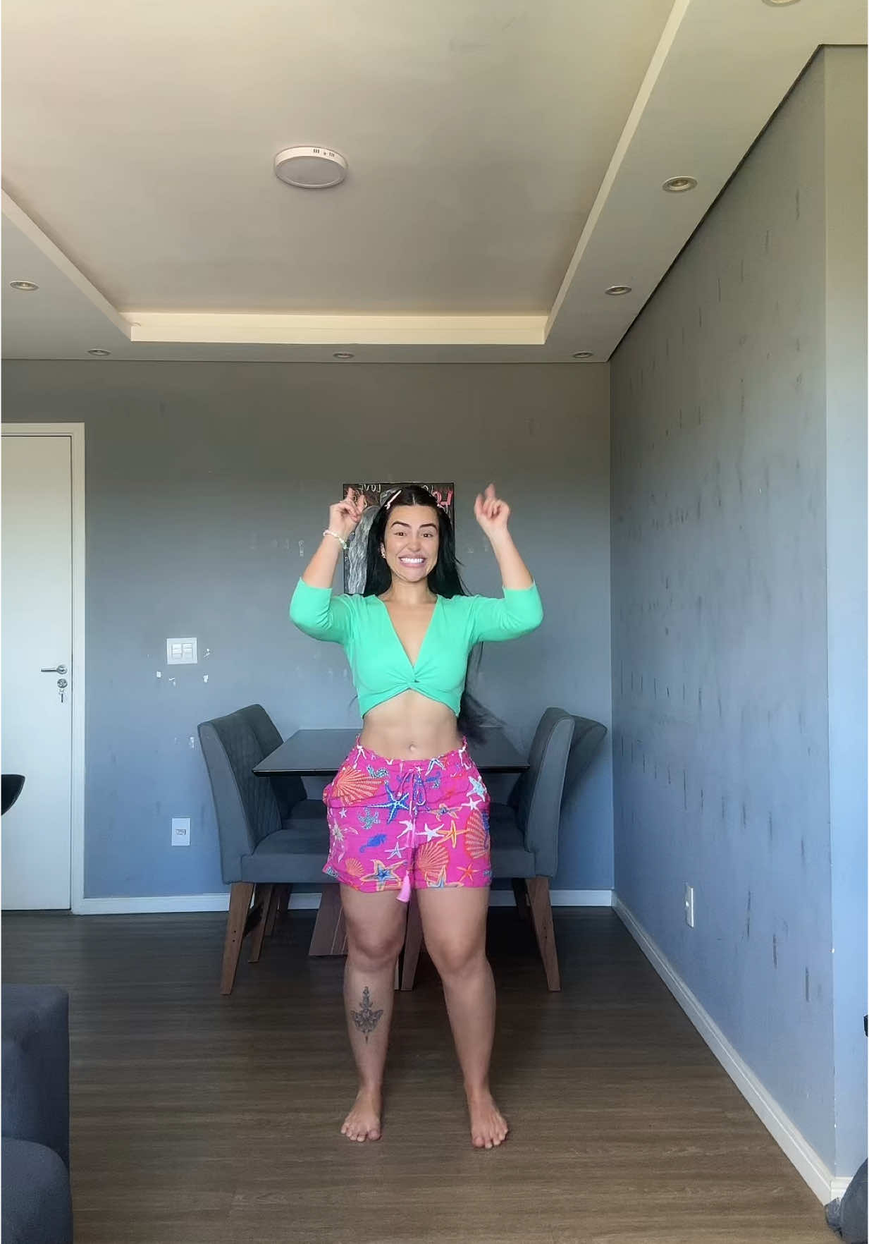 Minha cabeça só tem essa