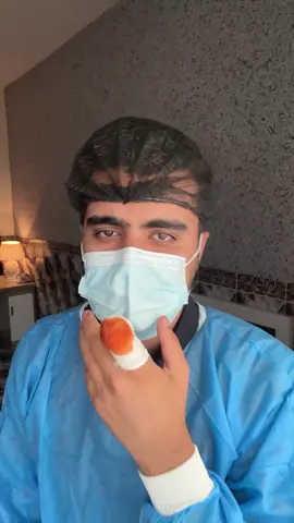 يلا أريد أشوف خبرتكم 😂 شنو تسوون لو صار وياكم هيچ موقف بالعيادة ؟ .#اسنان #عيادة_اسنان #طب #ترند #اكسبلور 