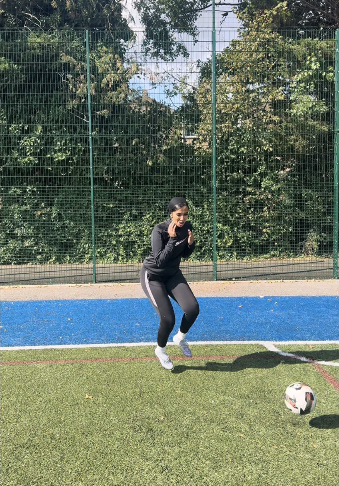 Rate this skill!! 🫶🏽 #football #viral #futebol #Soccer #futbol⚽️ 