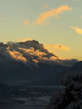 glowing ridges🏞️ #nature #sunrise #mountains #views #scenery 