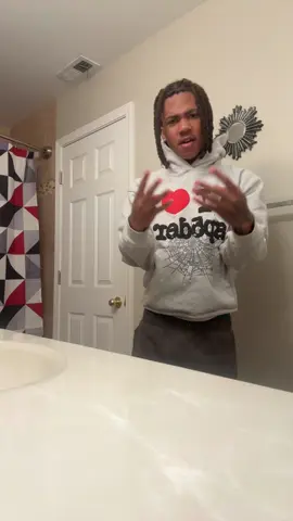 I damn near wanna wife tha 👧🏻 #fyp #liltwin #viralvideo #xyzbca 