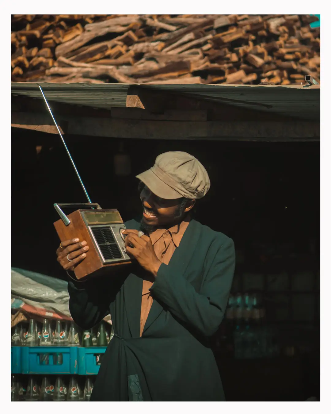 #vintage #oldschool #vintagefashion #portifolio #vintagevibes @Vogue @vintage space @Coca-Cola @Louis Vuitton 