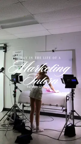 day in my life of being a marketing intern for my fav @White Lily Boutique <3  Don’t forget to shop our Black Friday sale 💗 #clothingbrand #marketing #dayinmylife #shopping #fashion 