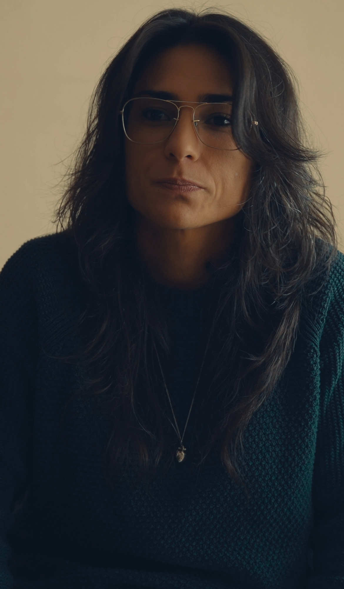 La forma en la que elegimos ver el mundo, crea el mundo que vemos.  📹 @Valsan George  #vida #amor #felicidad #filosofia #reflexion 