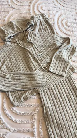 Just a girl that loves a co ord  🤷🏻‍♀️ #coord #womensfashion #womensclothes #TikTokShopFashion  