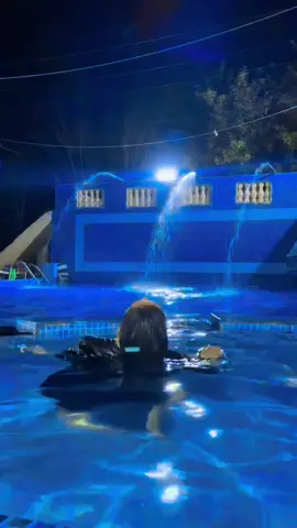 Warda Malik Swimming pool hot video # Hot body part mummy # Watch full video viral TikTok #plzunfrezemyaccount 