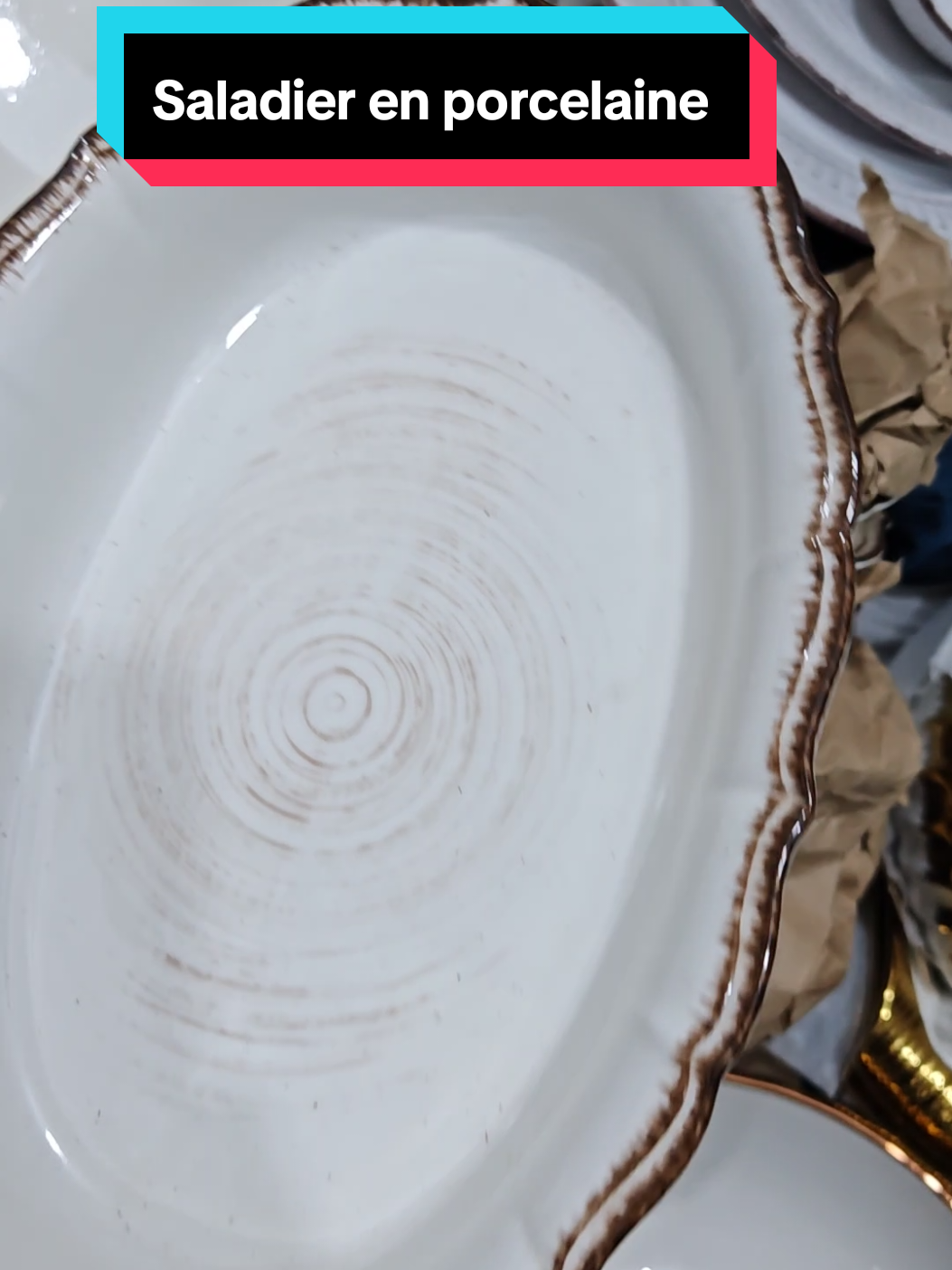 Saladier en porcelaine  #assiette #cuisine #ustensile #vaisselle #creatorsearchinsights2025 