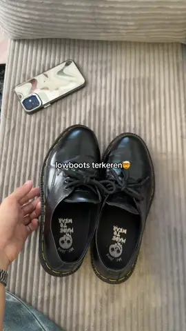 rekomendasi sepatu formal untuk nongkrong, hangout, atau kondangan  #sepatuformal #sepatudocmart #sepatukerja #sepatumurah  #boots 