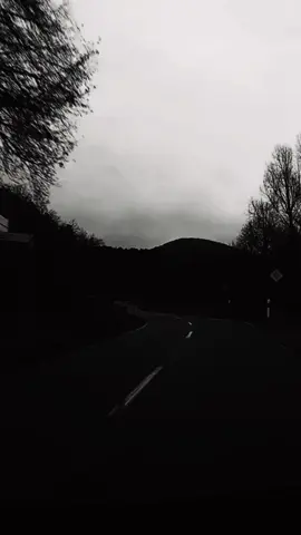 عطرك ادوره واكابل صورتك 💔🥺 #muhama__1_  #viral #foryou #fypシ #fyp 