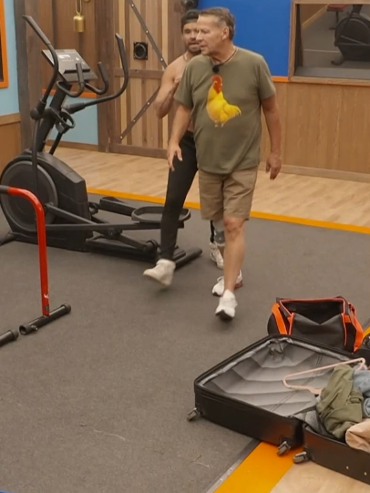 #EleazarGómez le deja claro a #AlfredoAdame que no confía en nadie más para una alianza y solo piensa utilizarlos para los votos 🤯 Lunes a viernes 9:00 p.m. por Azteca UNO⁣⁣⁣⁣⁣⁣⁣⁣⁣⁣ Domingo La Gala 8:00 p.m. por Azteca UNO⁣⁣⁣⁣⁣⁣⁣⁣⁣⁣ ⁣⁣⁣ ⁣⁣⁣⁣⁣⁣⁣#LaGranjaVIP 🌾 Transmisión 24/7 en #DisneyPlus