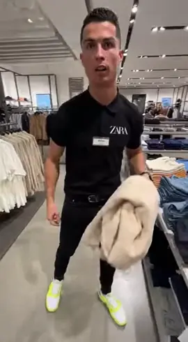 cr7 en zara #zara #cr7 #ai #fyp 