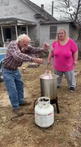 Frying Thanksgiving turkey! 🦃 🔥 #thanksgiving #turkey #fyp #foryour #trending 
