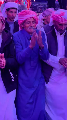 #تصويري_احترافي_الاجواء👌🏻🕊😴 #عيايده_ولينا_فى_قمه_المجد_رايات #ا