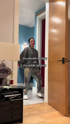 me 🤝 my close friends story 