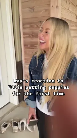 The way Ellie kept saying “no” 😂 backstory ::: We are at our families house for thanksgiving and they have dogs! We realized that Ellie has never really pet a puppy. So we took her out to play with them. She loved the puppy and was trying to pet them! It was so fun watching her run around, and then she sat down. And the dogs immediately started trying to lick her! It was so cute seeing her play with the dogs! But not enough to ever get a dog! 😂❤️ #kayandtayofficial #couples #relationships #pregnant #postpartum 