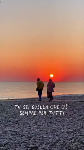 Tu sei quella che c'è sempre per tutti  anche quando nessuno c'è per te #monologhi #monologo #pensieriprofondi 