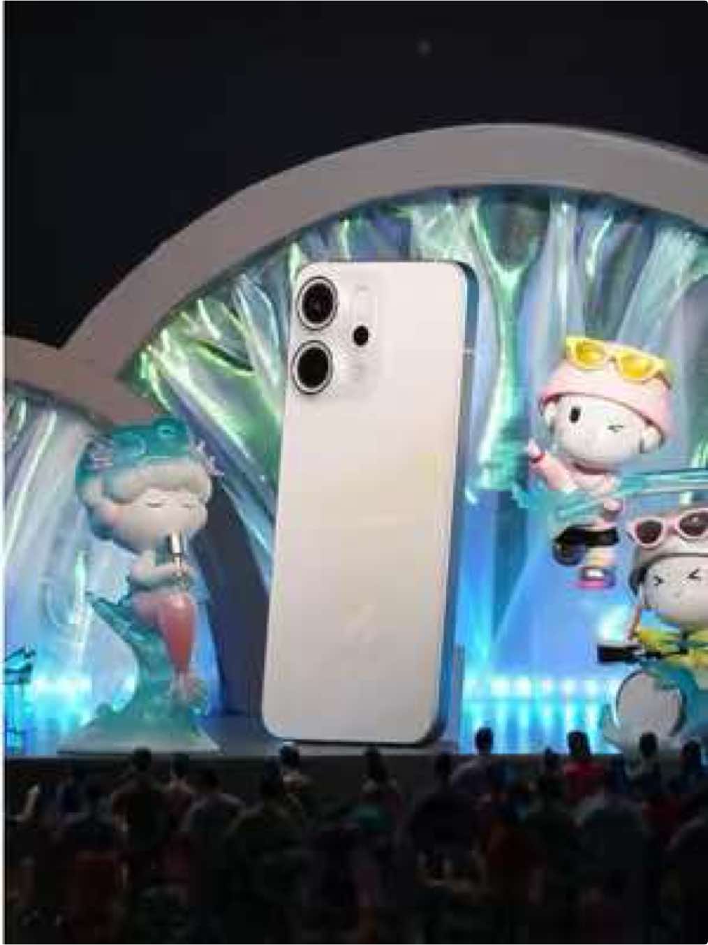 Os Ollies já se uniram e formaram oficialmente o squad do #OPPOReno14Series🤍 E deixaram um recado: tem surpresa chegando…  Mas e aí… o que vocês acham que vem por aí? Será que o rolê vai subir de nível? 👀🔥 #OPPOAIPhone #OPPOBrasil #OPPO #OcelularAIdoRolê 