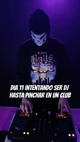Dia 11 intentando ser DJ hasta pinchar en un Club #hardtechno  #dj #fyp #koretek #techno 