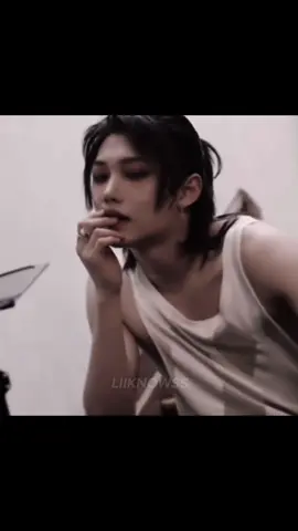 #felix — LONG INTROO!! bro capcut is too expensive to be glitching everytime i export my video..   #straykids #felixstraykids #fyp   @りょう @꧁☆𝐇𝐲𝐮𝐧𝐣𝐢𝐧𝓁ℴ𝓋ℯ𝓇☆✫꧂728 @elina合 @semi୨ৎ  @emmi 𝜗𝜚 @fefesleftcartilagebone ‘ 🥵💯 @lia bo bia _ @puuuuaaz @sofi 🖤 @️ @Laya ༘ ೀ⋆ @𝓂🐰⁸ | #1 minchan glazer @𝐞  ݁₊ ‧ (no1 jaist enjoyer) @🖤 @✰𖤐Vinny🌸🐶❀꙰🐈‍⬛ @adrii ⭑ @♡𐙚 𝒮☆𝒻𝒾𝒶 𐙚♡     felix mama awards do it straykids fyp foryou page viral edit