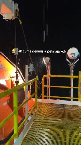 ku serahkan semua nya kepada mu 😭😭#offshore #offshorelife #pelaut #pertamina #fyp 