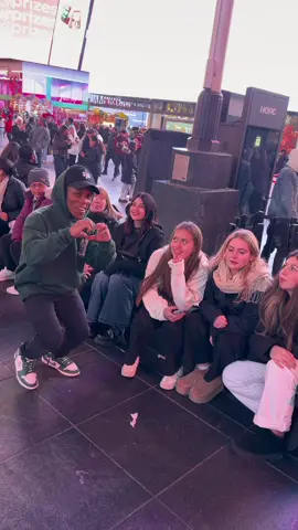 Making the world a better place🌎❤️ #nassim_sjc @Shafar(SJC) 