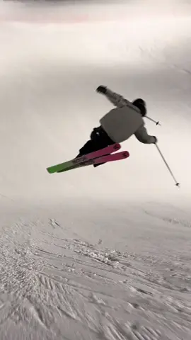 My shins are cooked🥀 #snow #skiingtiktok #fyp #blowthisup? 