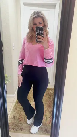 #tiktokshop #tiktokshopcybermonday #tiktokshopblackfriday #halaratiktokshop #halaraactivewear #halarapants #halaraleggings @Halara_official 