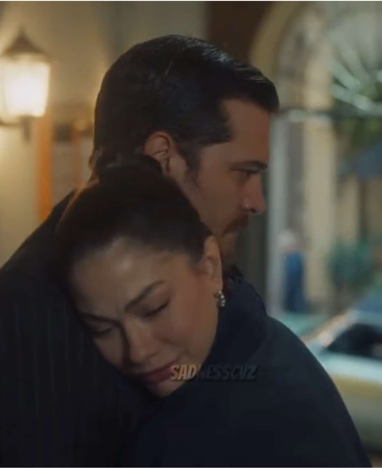 Ayrılık zor… #eşrefrüya #çağatayulusoy #demetozdemir #keşfetteyizzzz #beniöneçıkart 