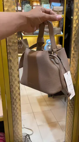 Tas tempur andalan aku kalau kemana mana  #tasselempangwanita #shoulderbagwanita #taswanitaelegan #handbagwanita 