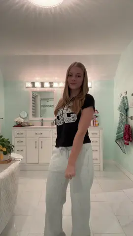 Jaime trop cette danse #dance #richgirl #cute #viral #foryou 