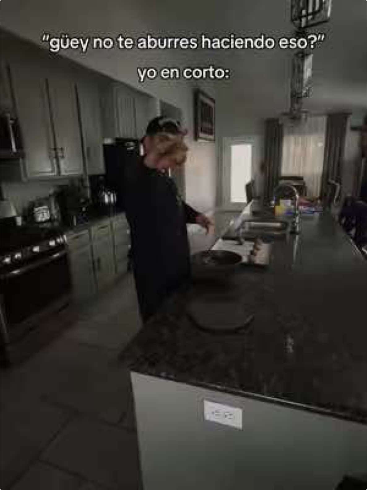 Solo es un pastelero reggaetonero y su Alexa contra todo 😛 #pastelerosdetiktok #reggaeton #fypシ #559 #xyzbca @Nicky Jam 